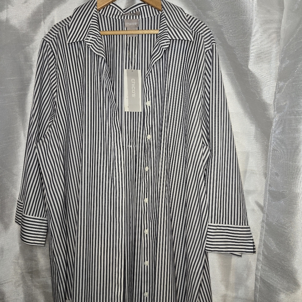 Chico's Black and White Casual Button Down Shirt